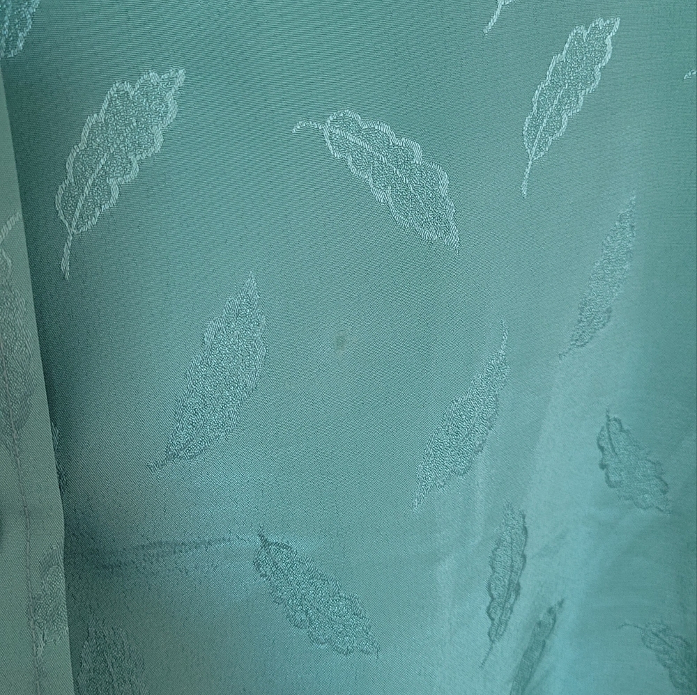 Green leaf print button down - Picture 4 of 5